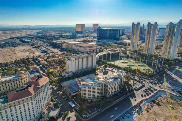 MLS: 2460693 Condo For Sale