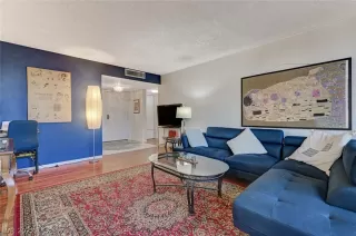 Photo #4: 2460693 Listing 