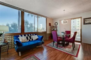 Photo #6: 2460693 Listing 