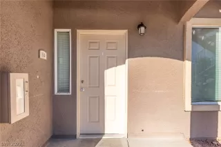 Photo #1: 2460728 Listing