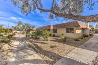 Photo #3: 2460762 Listing 