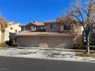 Photo #2: 2460791 Listing 