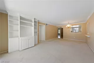 Photo #1: 2460794 Listing