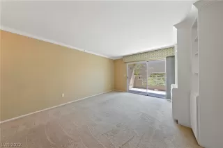 Photo #2: 2460794 Listing