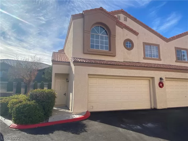 MLS: 2460797 Condo For Sale