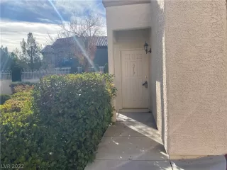 Photo #2: 2460797 Listing 