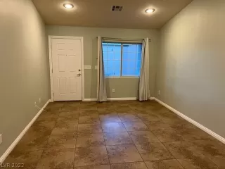 Photo #1: 2460809 Listing 