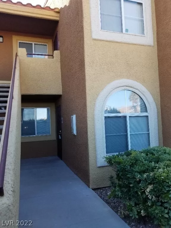 MLS: 2460811 Condo For Sale