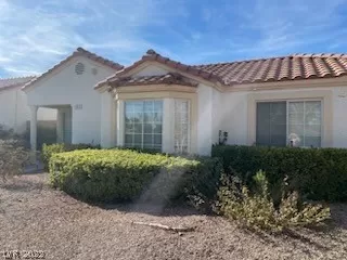 Photo #1: 2460893 Listing