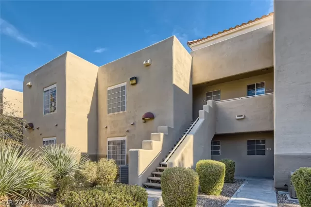 MLS: 2460920 Condo For Sale