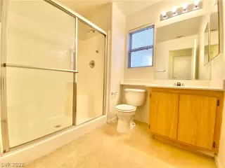 Photo #4: 2460929 Listing 