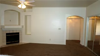 Photo #6: 2460968 Listing 