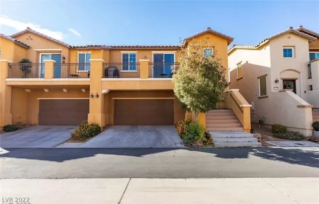 MLS: 2460978 Condo For Sale