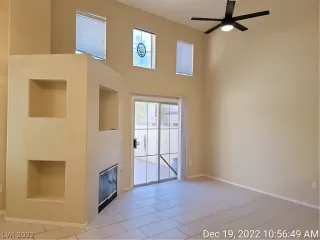 Photo #2: 2461000 Listing 