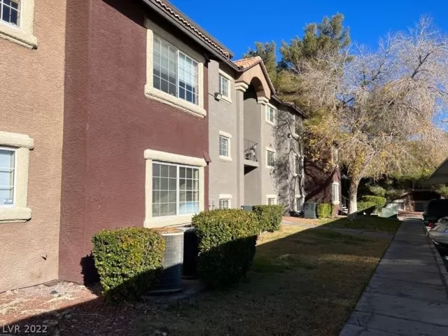 MLS: 2461005 Condo For Sale