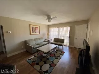 Photo #2: 2461010 Listing 