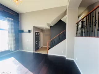 Photo #5: 2461015 Listing 