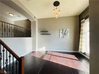 Photo #6: 2461015 Listing 