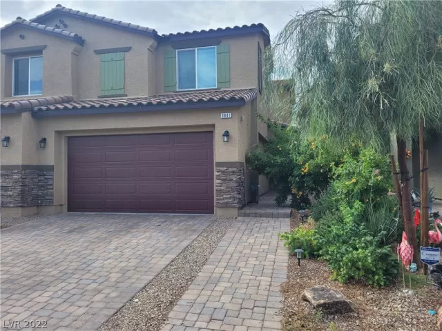 MLS: 2461035 Condo For Sale