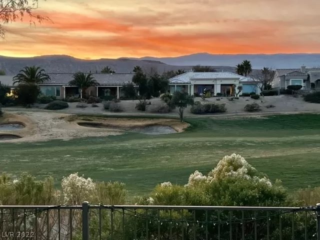 MLS: 2461056 Condo For Sale