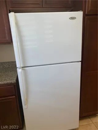 Photo #5: 2461213 Listing