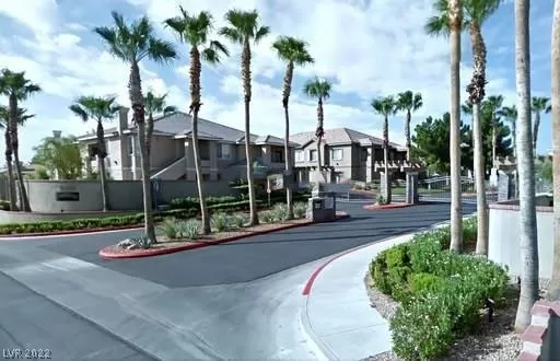 MLS: 2461261 Condo For Sale