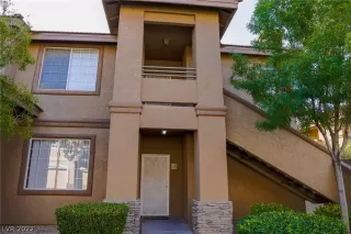 Photo #1: 2461261 Listing 