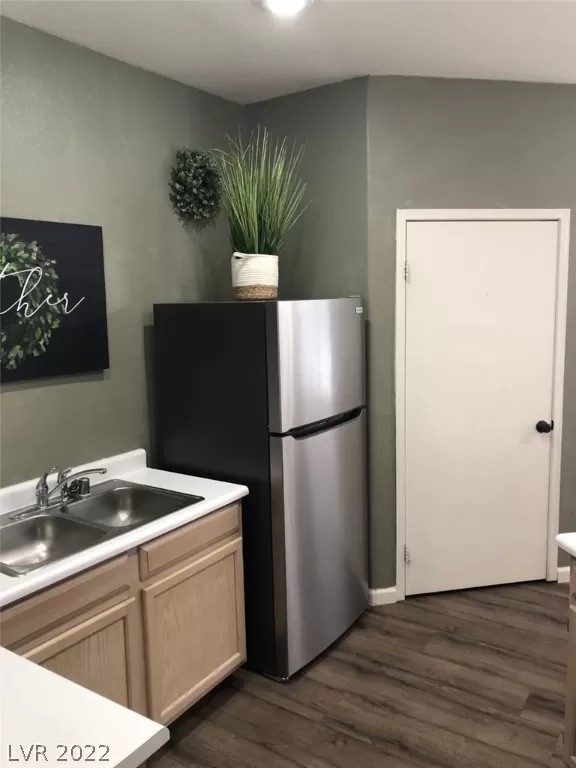 MLS: 2461267 Condo For Sale