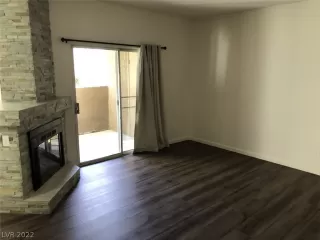 Photo #3: 2461267 Listing