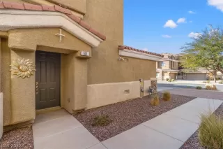 Photo #2: 2461280 Listing