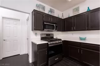 Photo #6: 2461304 Listing 