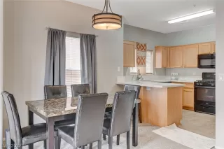 Photo #6: 2461312 Listing