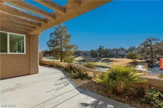 Photo #4: 2461330 Listing 