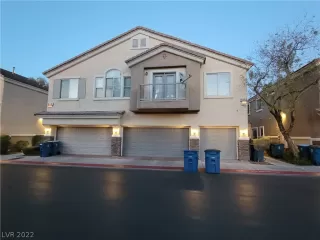 Photo #5: 2461346 Listing