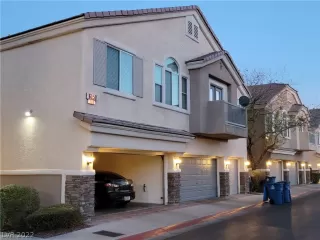 Photo #6: 2461346 Listing