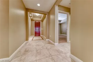 Photo #5: 2461370 Listing 