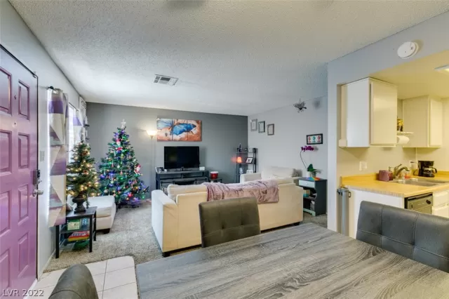 MLS: 2461434 Condo For Sale