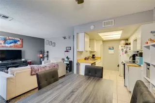 Photo #1: 2461434 Listing 