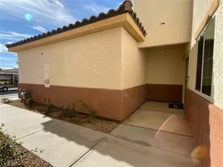 Photo #4: 2461467 Listing 