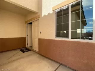 Photo #5: 2461467 Listing 