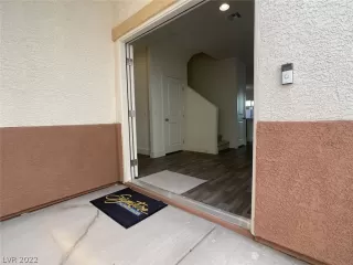 Photo #6: 2461467 Listing 