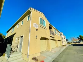 Photo #2: 2461468 Listing 