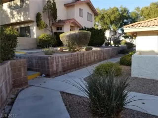 Photo #1: 2461519 Listing 