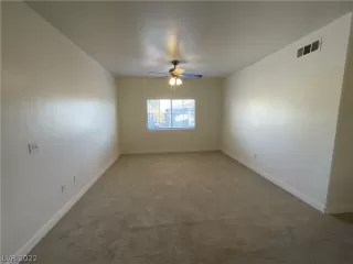 Photo #4: 2461522 Listing 