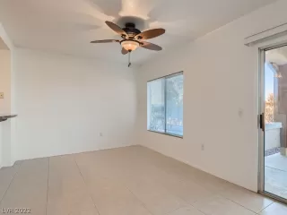 Photo #6: 2461587 Listing