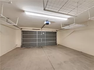 Photo #6: 2461669 Listing