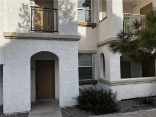 Photo #1: 2461697 Listing 