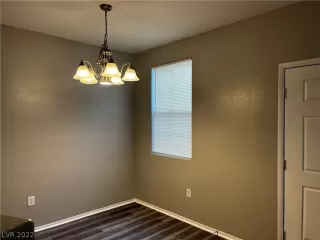 Photo #6: 2461697 Listing 