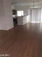 Photo #6: 2461737 Listing