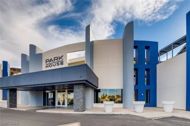 MLS: 2461823 Condo For Sale